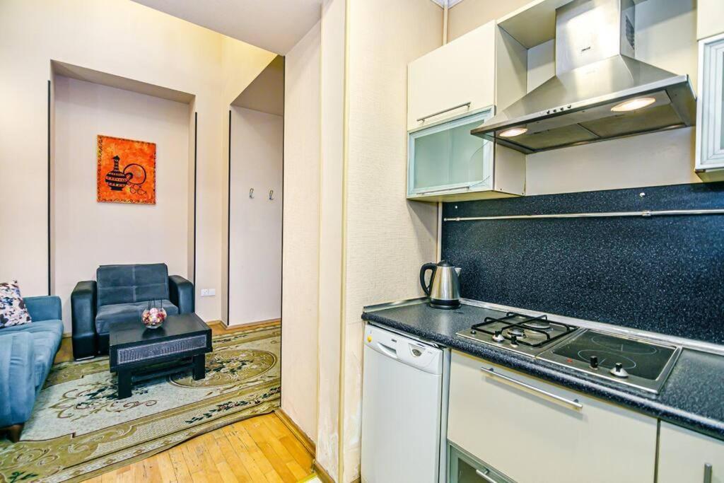 Apartment Azneft Meydani バクー エクステリア 写真