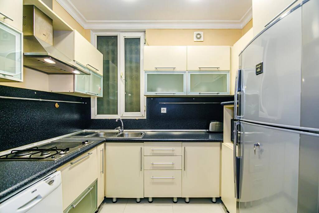 Apartment Azneft Meydani バクー エクステリア 写真